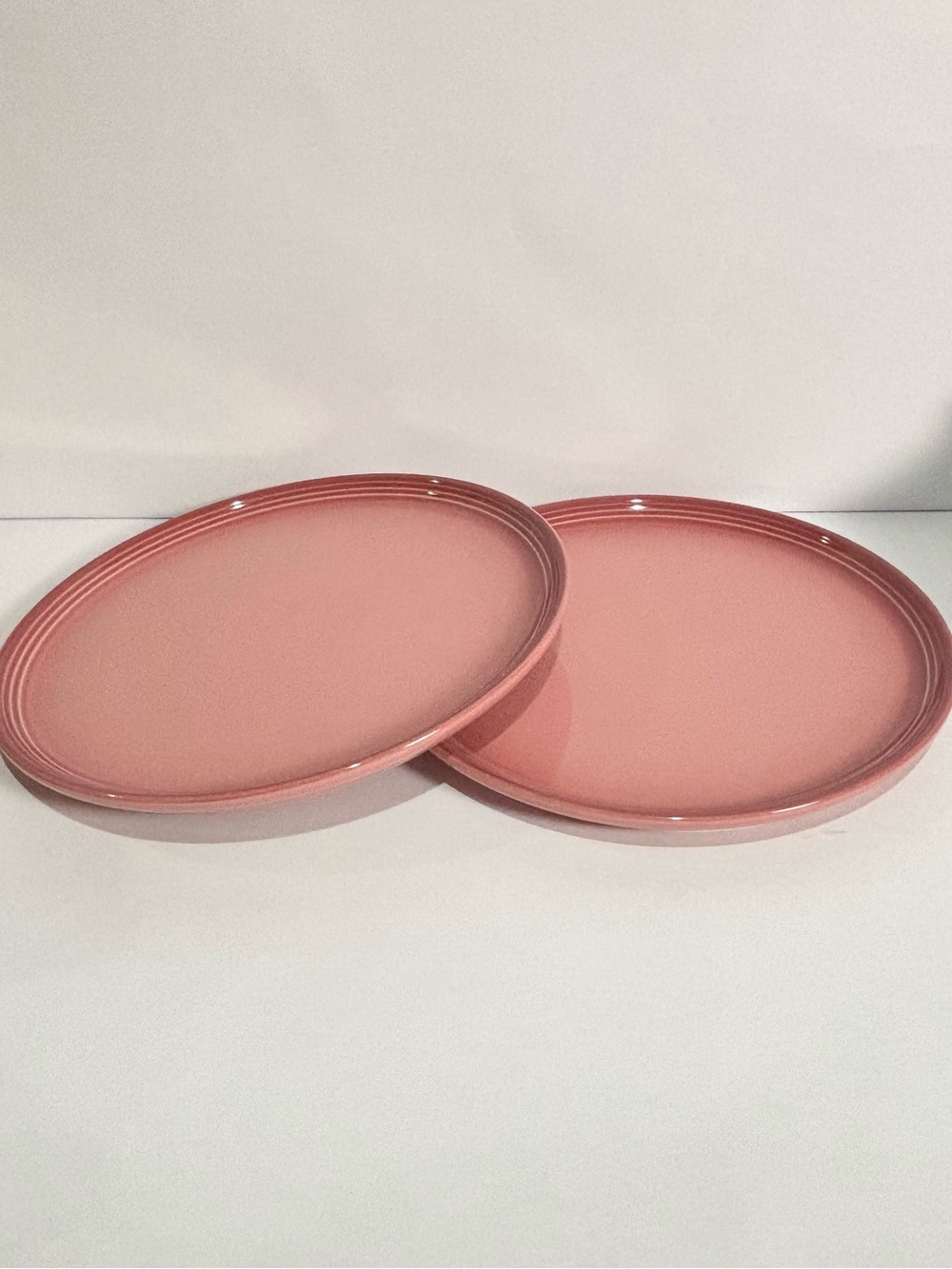 Le Creuset Stoneware Dessert Plate Duo Set RQ!